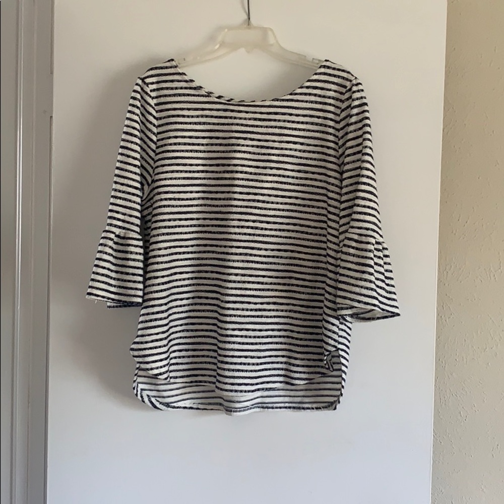 Blouse, 1/4 length bell sleeve